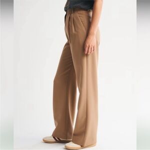Abercrombie & Fitch Sloane Wide Leg Pant in Tan